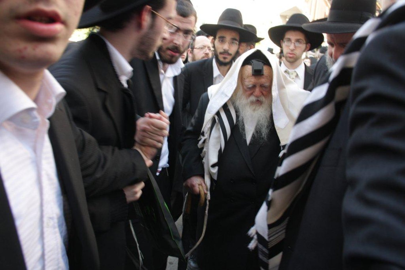 לאחר קריאת המגילה: ברית לנין גדולי ישראל