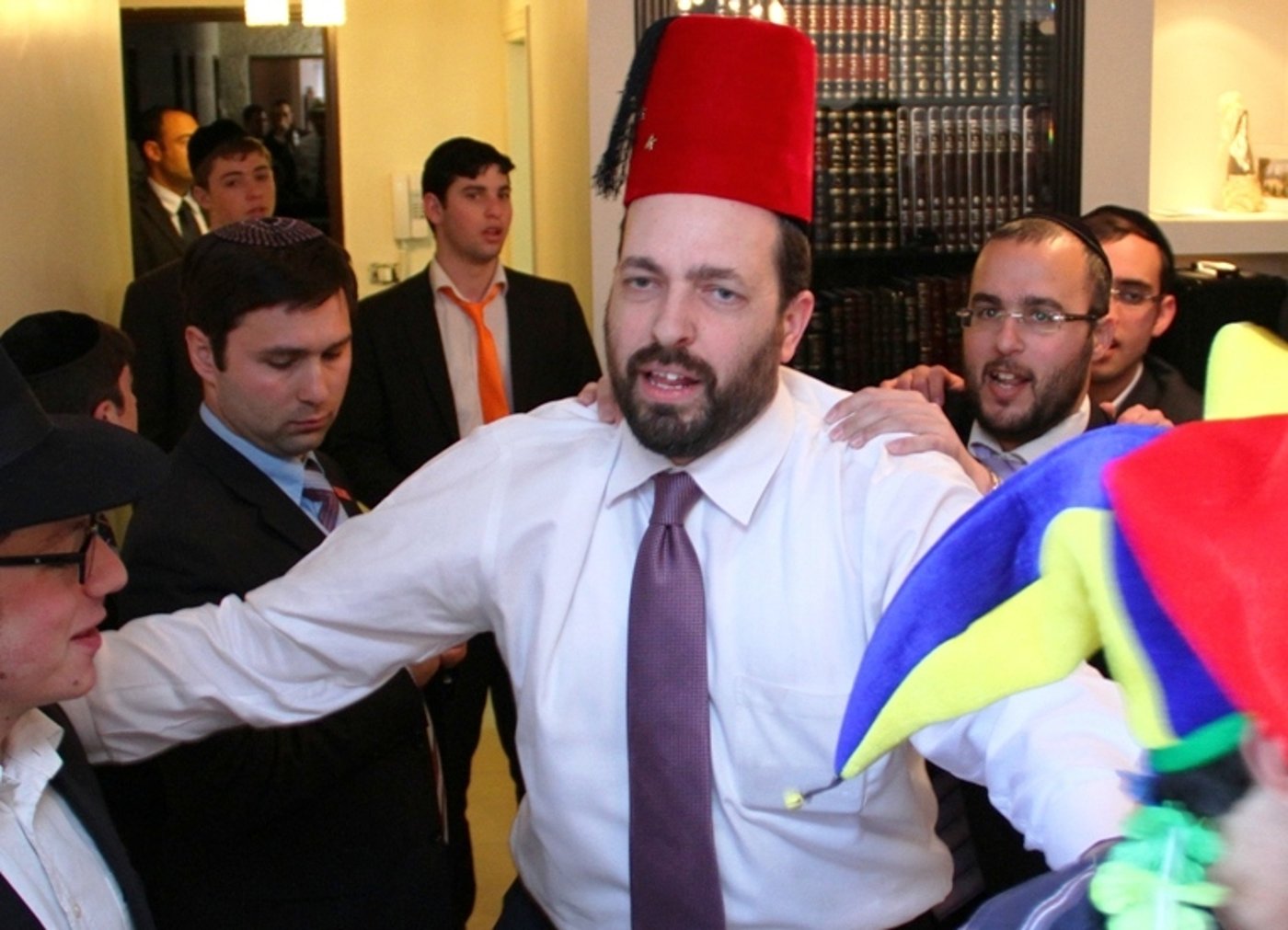 השר אטיאס בשמחת פורים