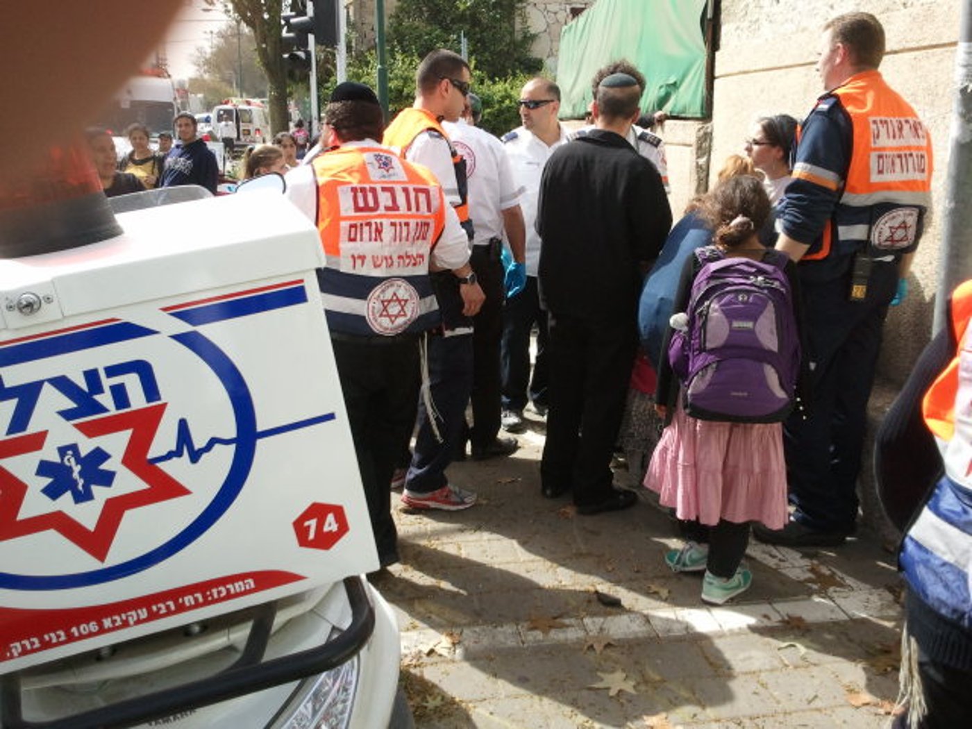 הסתיים בנס: רכב הסעות חרדי  התנגש במשאית, ילדים נפצעו