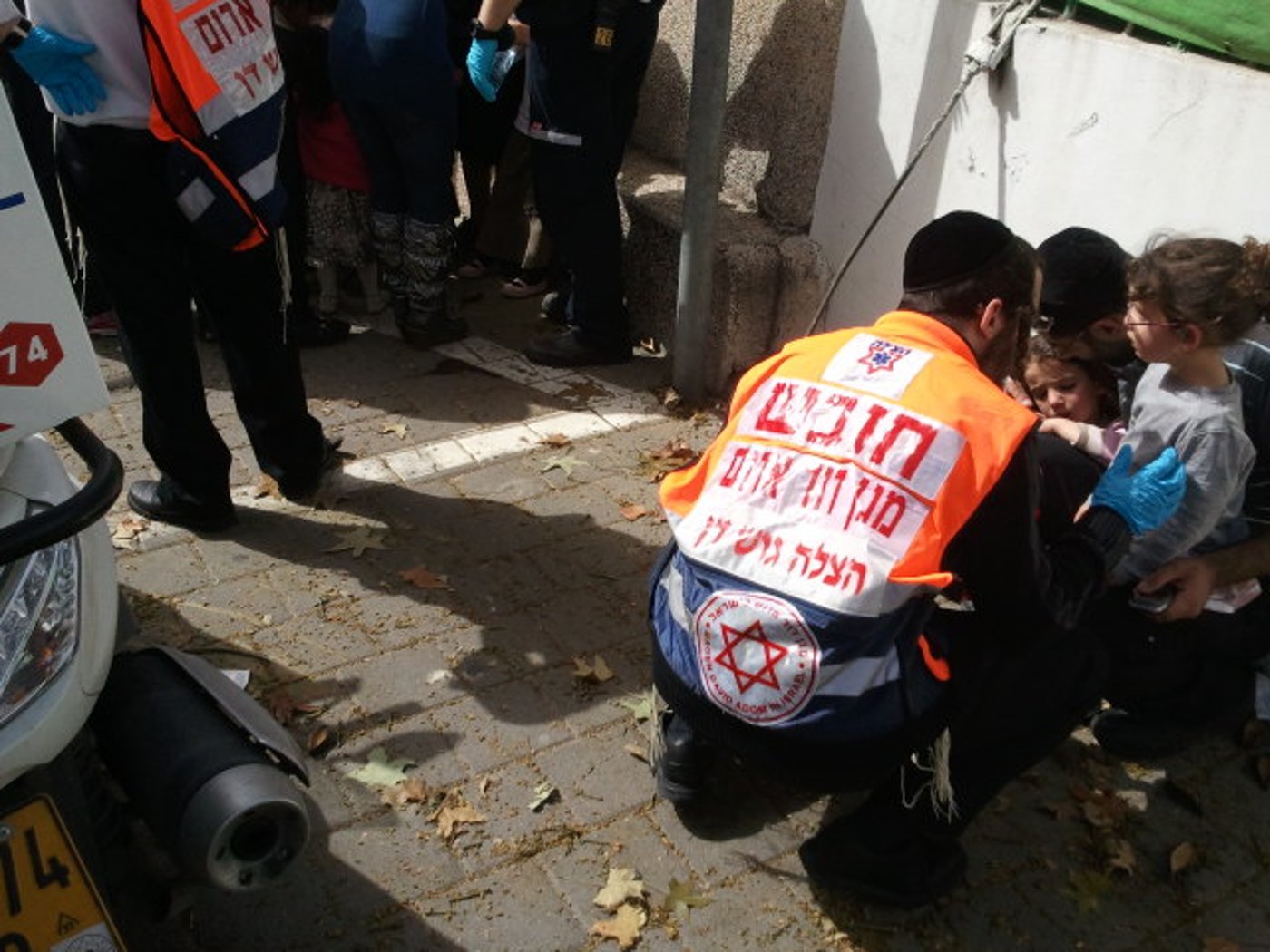 הסתיים בנס: רכב הסעות חרדי  התנגש במשאית, ילדים נפצעו