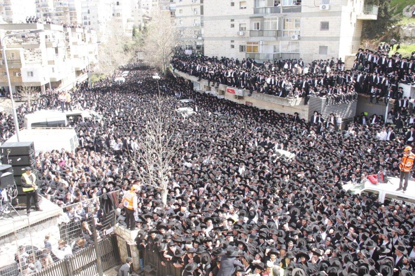 מסע אחרון • הלווית זקן ראשי הישיבות, הרב שיינברג זצ"ל