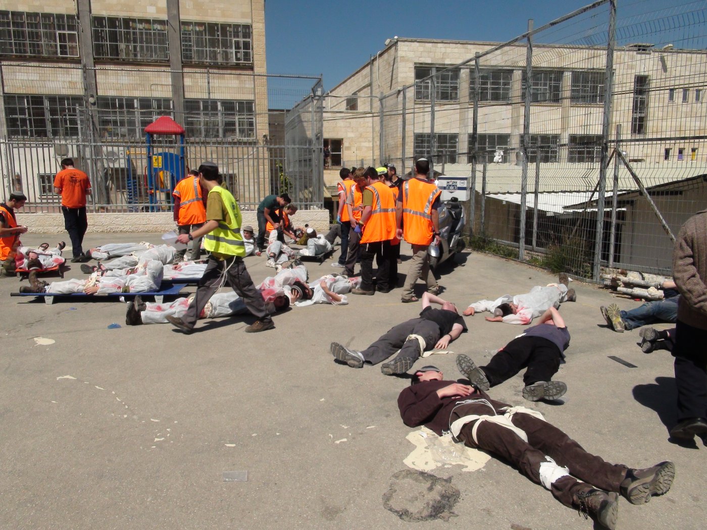 ארבע שנים אחרי הטבח: תרגיל רב נפגעים בישיבת 'מרכז הרב'