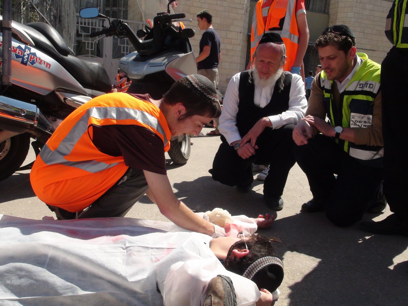 ארבע שנים אחרי הטבח: תרגיל רב נפגעים בישיבת 'מרכז הרב'