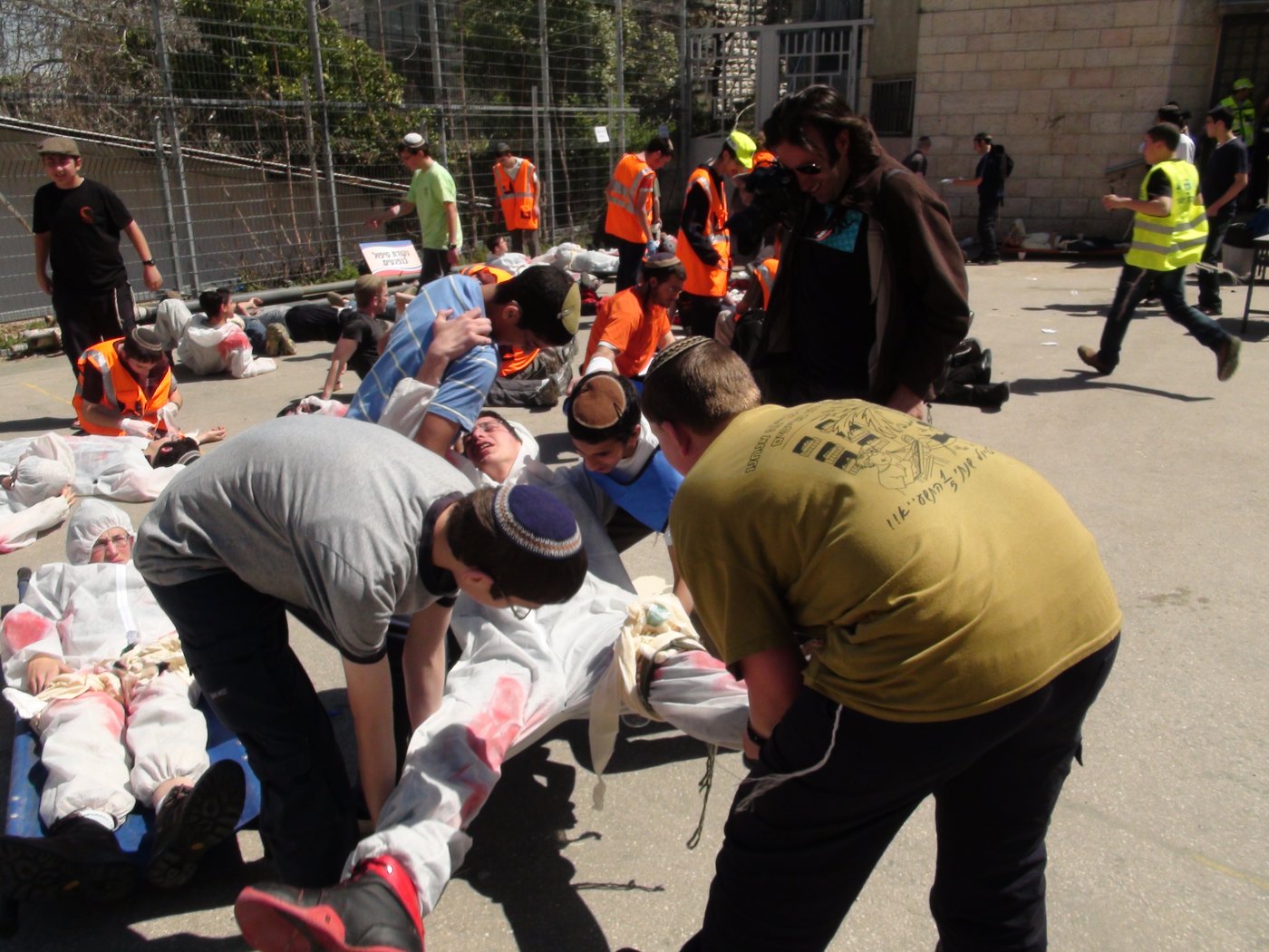 ארבע שנים אחרי הטבח: תרגיל רב נפגעים בישיבת 'מרכז הרב'