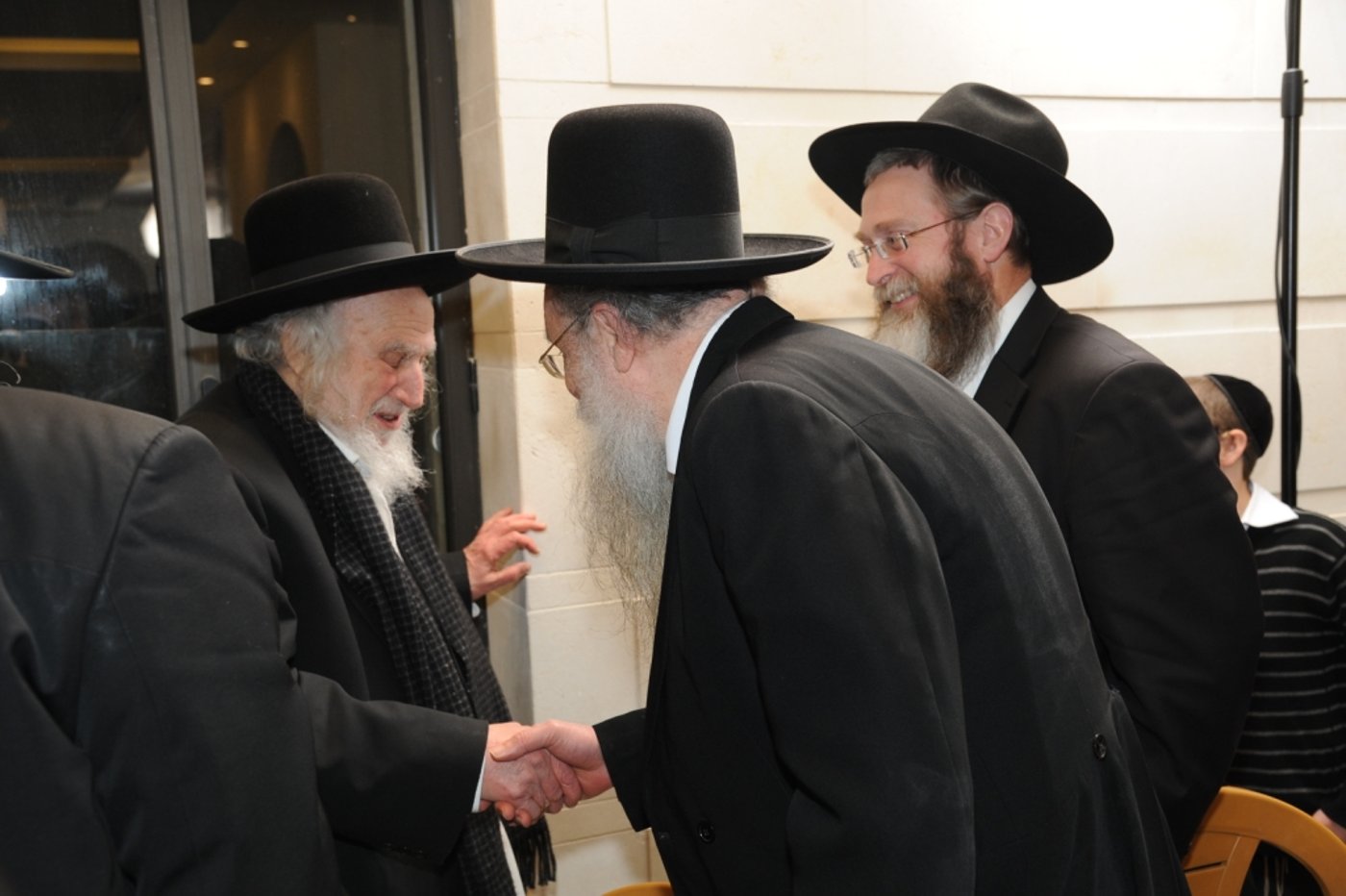 אירוסין לבן הגר"א הכהן דויטש, מראשי ישיבת פוניבז'