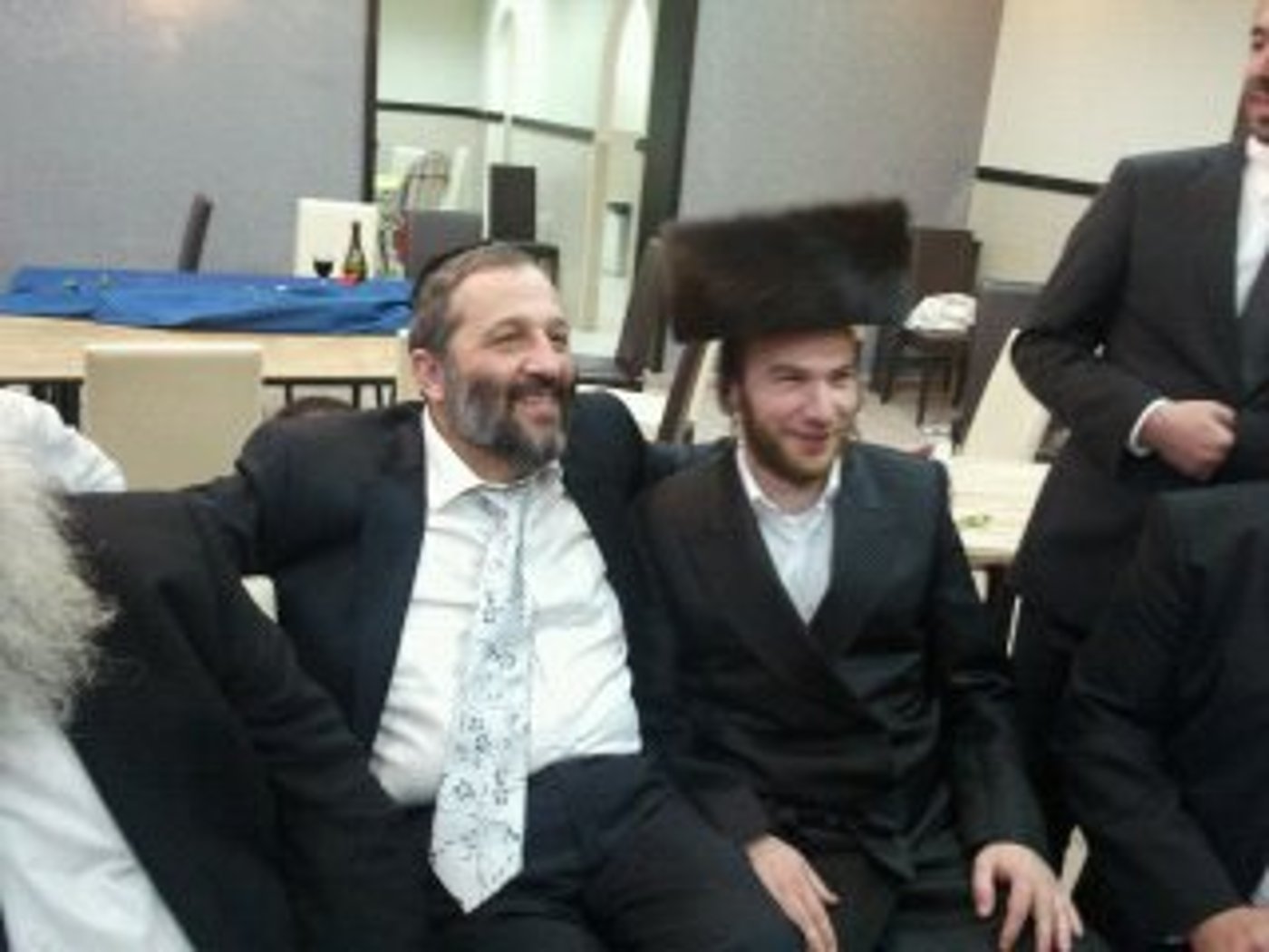 אריה דרעי לא מתרגש ממוטי גילת: "אדם שיש בכוחו להשפיע - צריך לעשות זאת"
