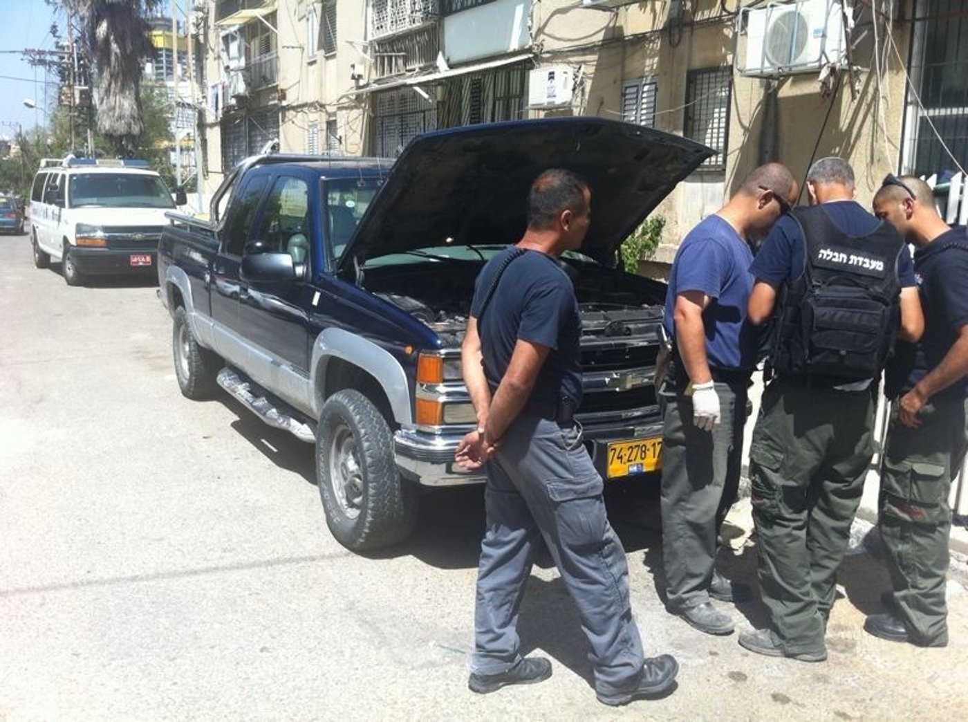 מטען חבלה בבני-ברק: "ניסו לחסל כאן מישהו לאור יום"
