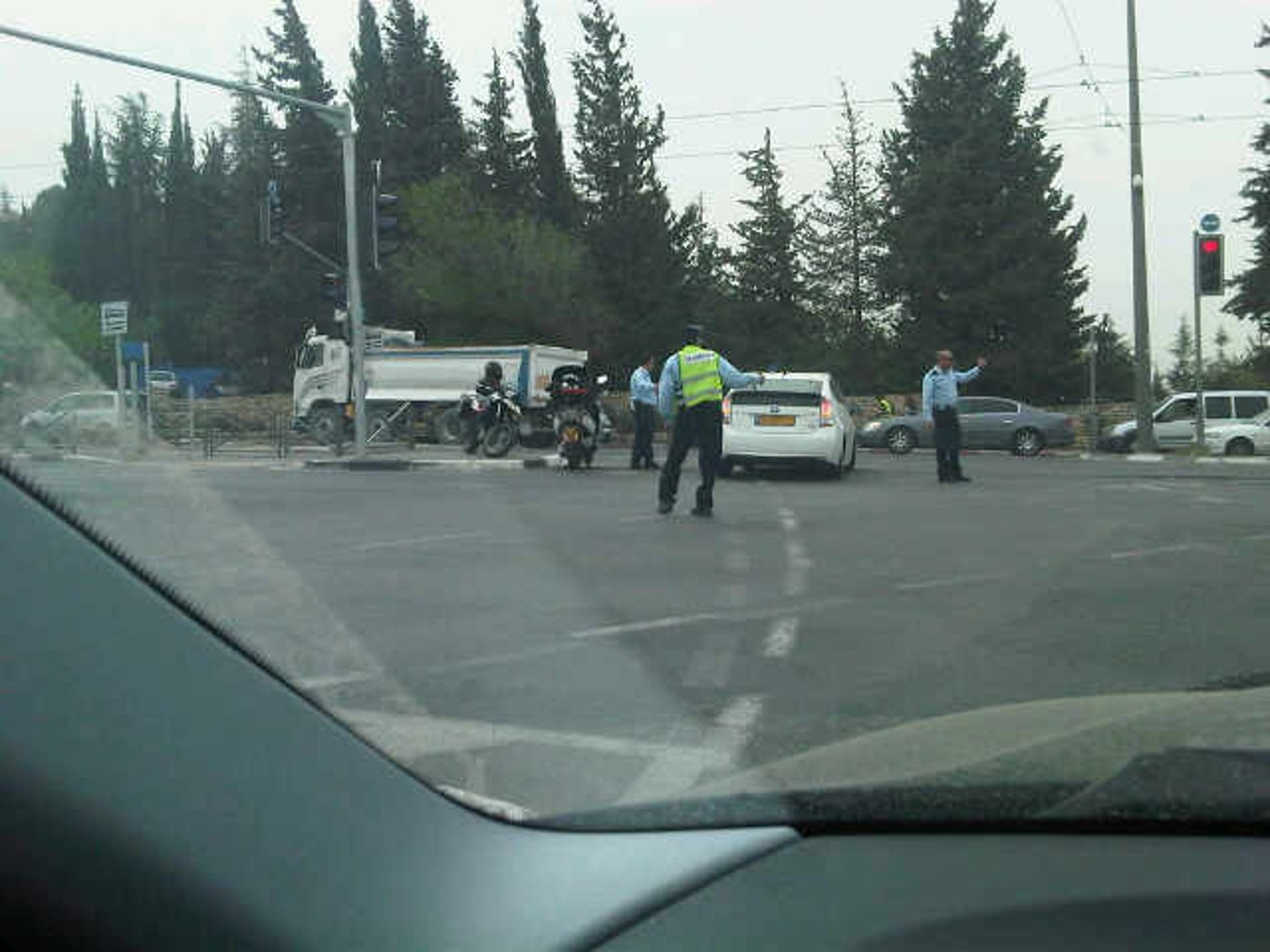 אסון בהר הרצל: גשר תאורה קרס, הרוגה ופצועים קשה