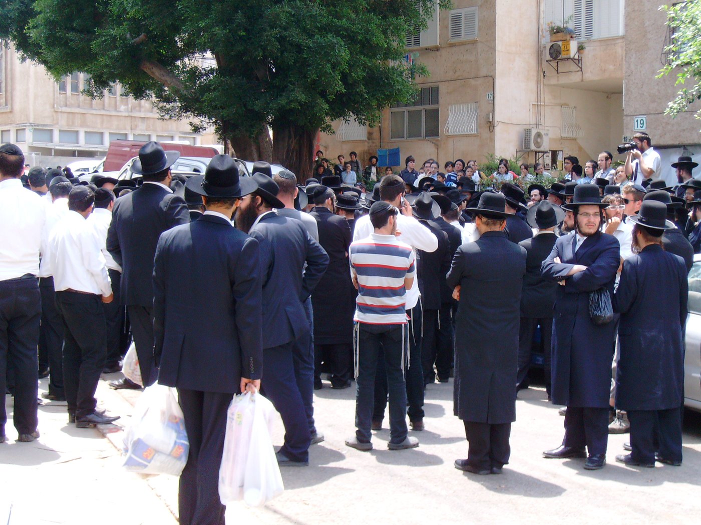 נחמן כהן הובא למנוחות, נעצר חשוד בגרימת התאונה הקשה