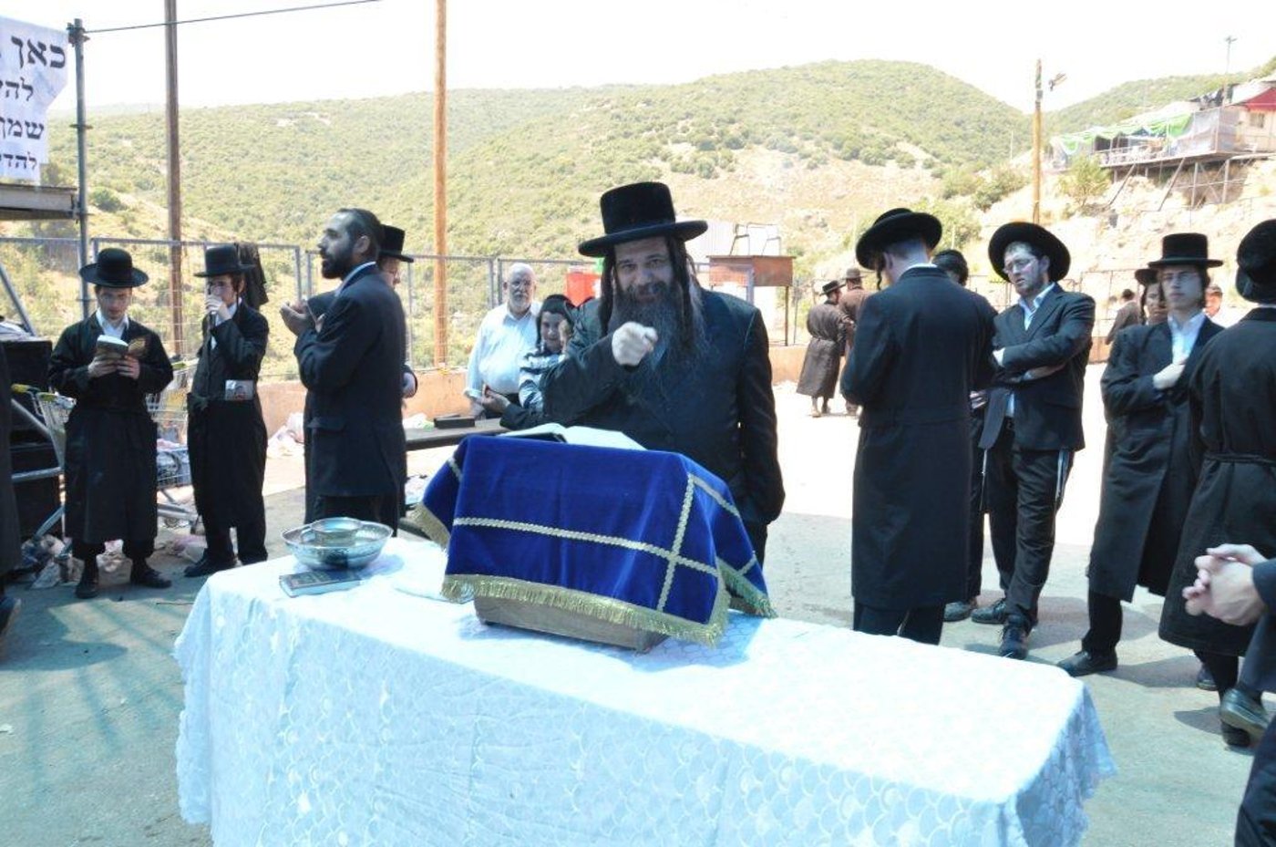 יממה עם רבי שמעון • מירון מסביב לשעון, תיעוד מיוחד