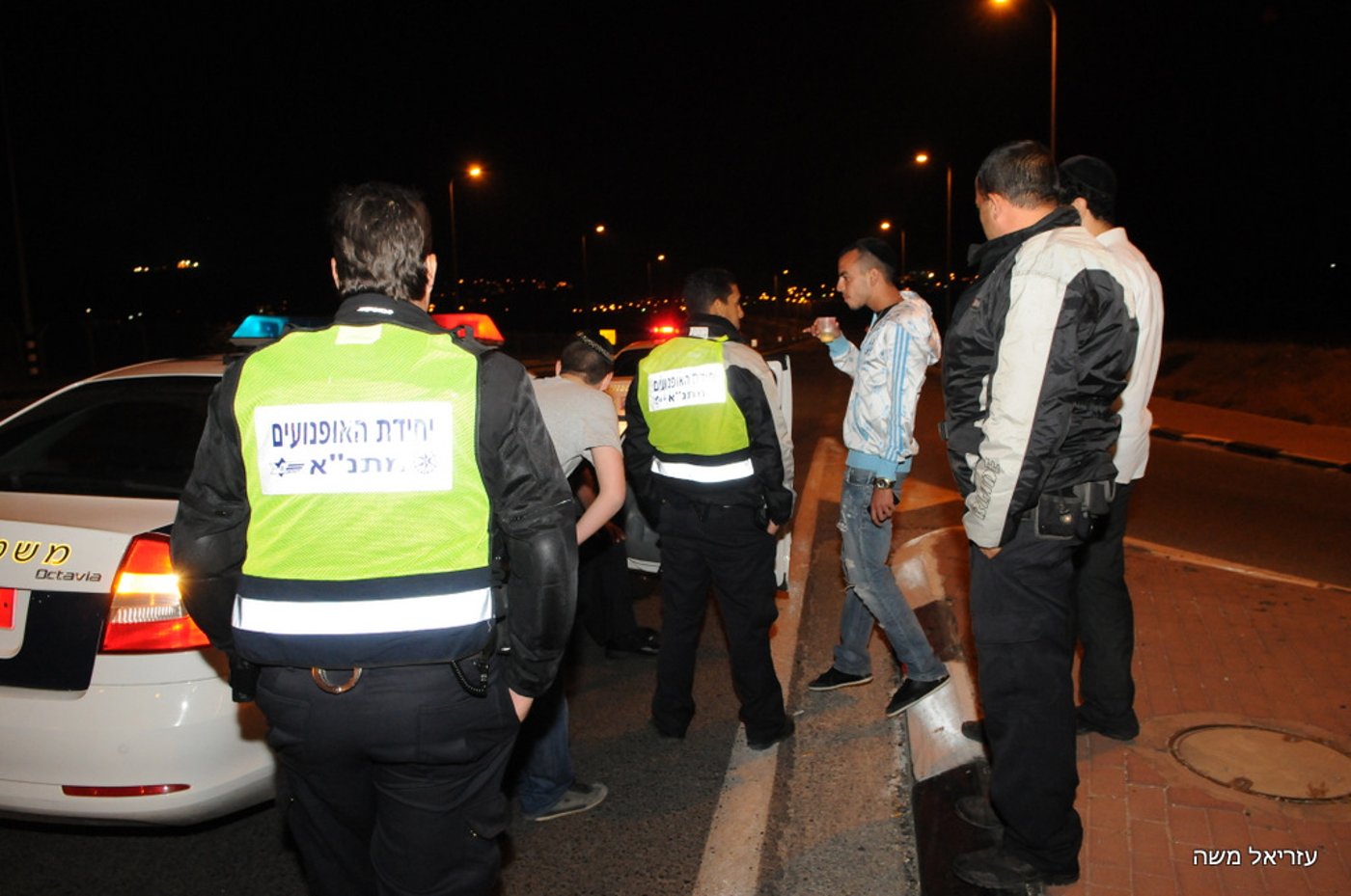אלפים נוהרים לקבר שמואל הנביא בליווי כוחות משטרה