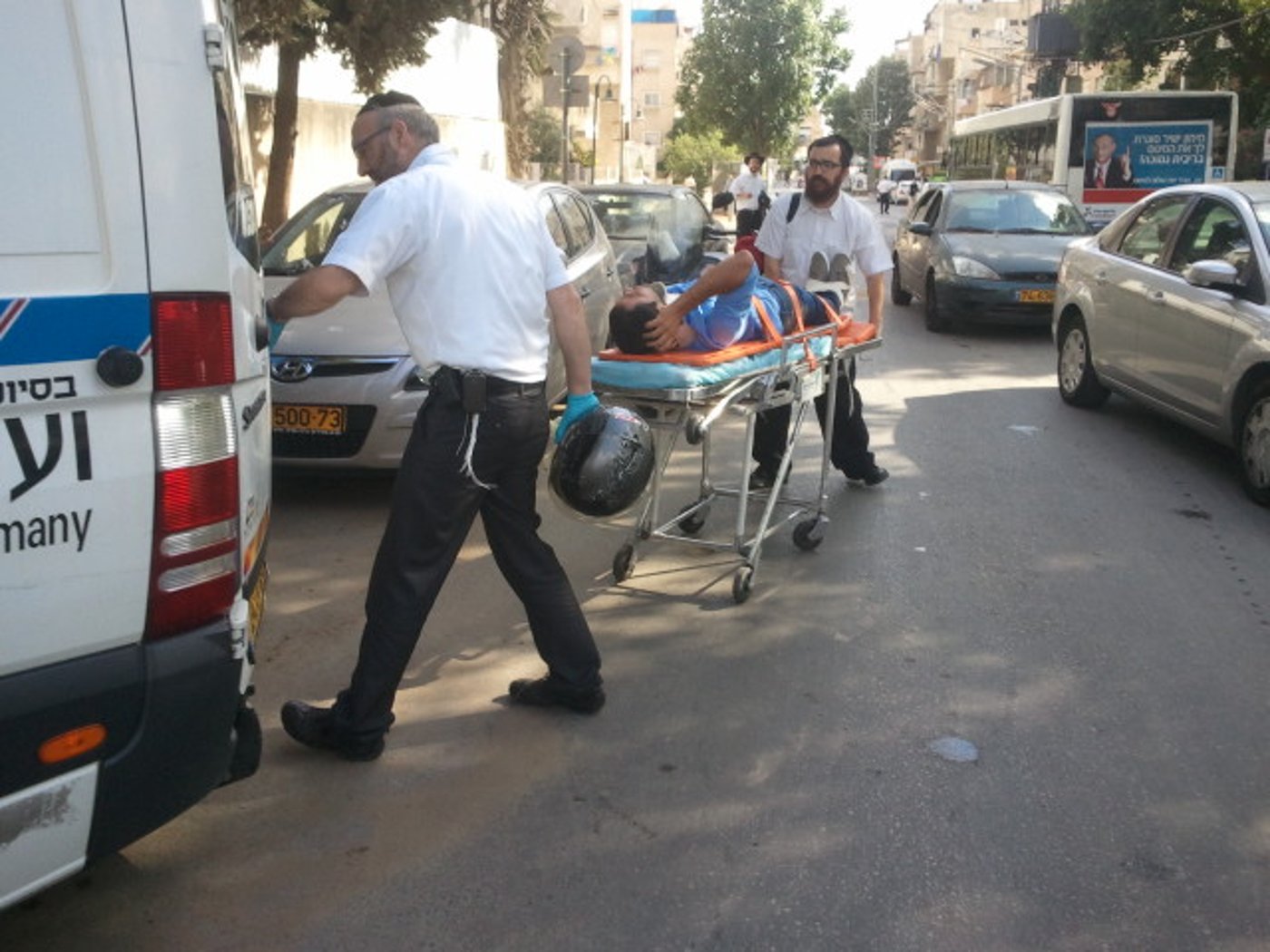 בני-ברק: רוכב אופנוע החליק ונפצע