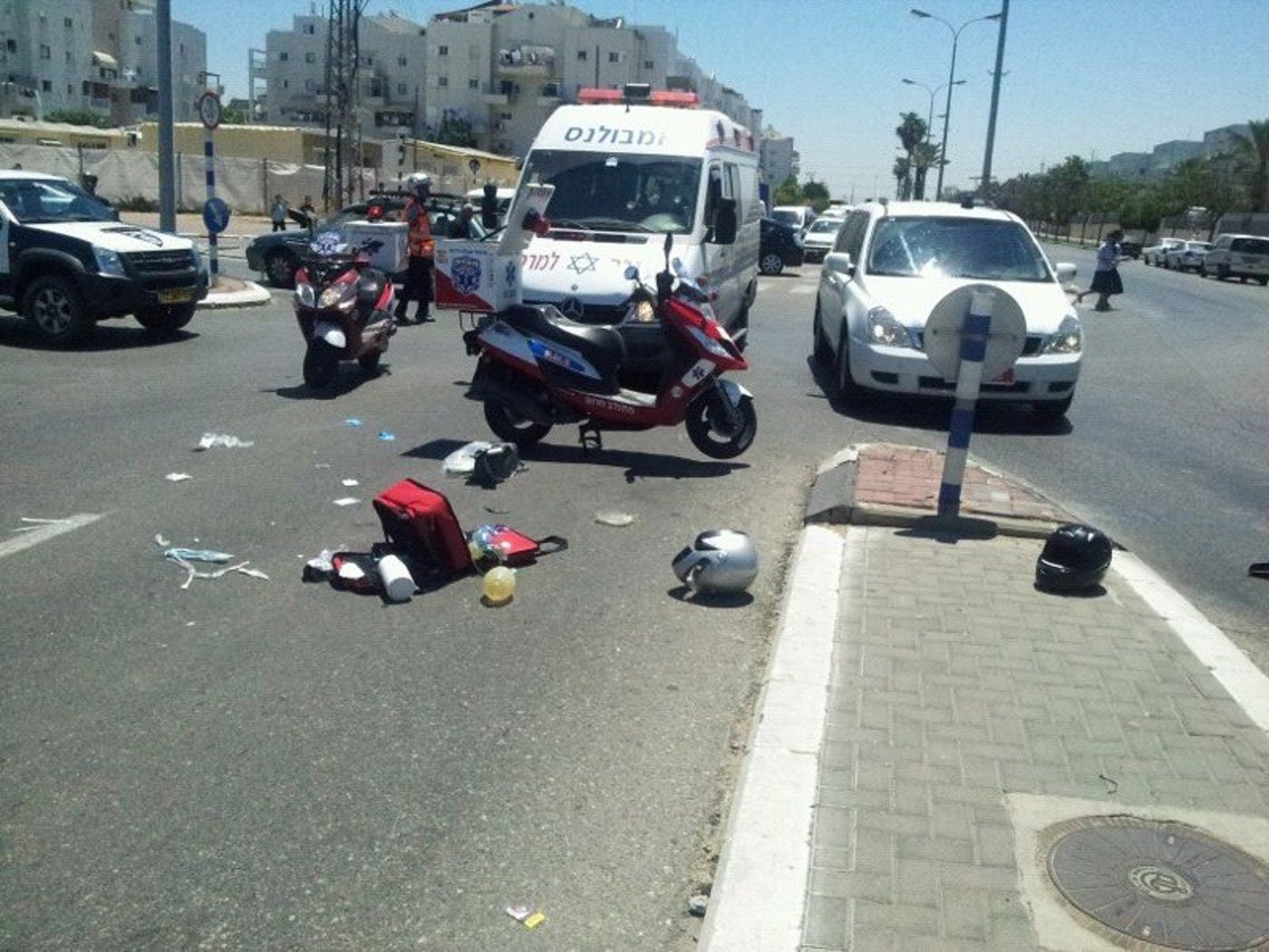 אשדוד: צעיר חרדי נפצע קשה כשרכב על אופנוע ונפגע מרכב