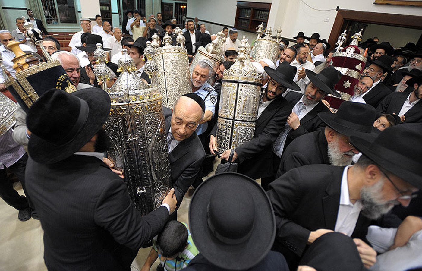 פריחה רוחנית דימונה: נחנך מרכז תורני