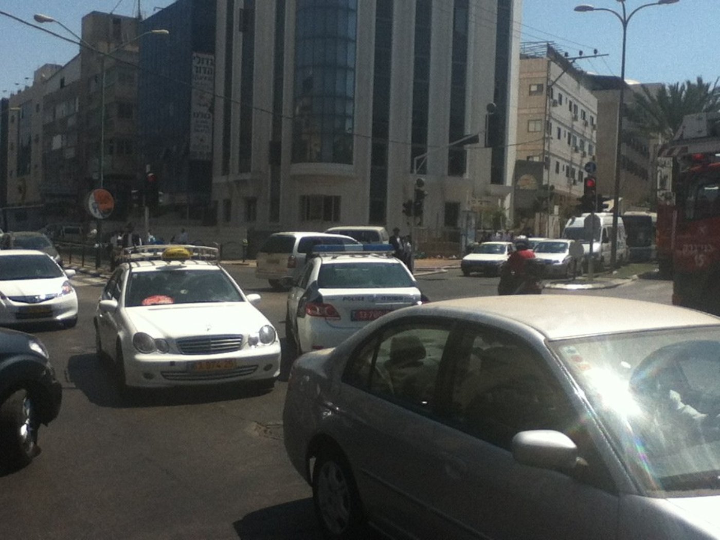 אש בבני-ברק: שריפה בבניין דירות בעיר