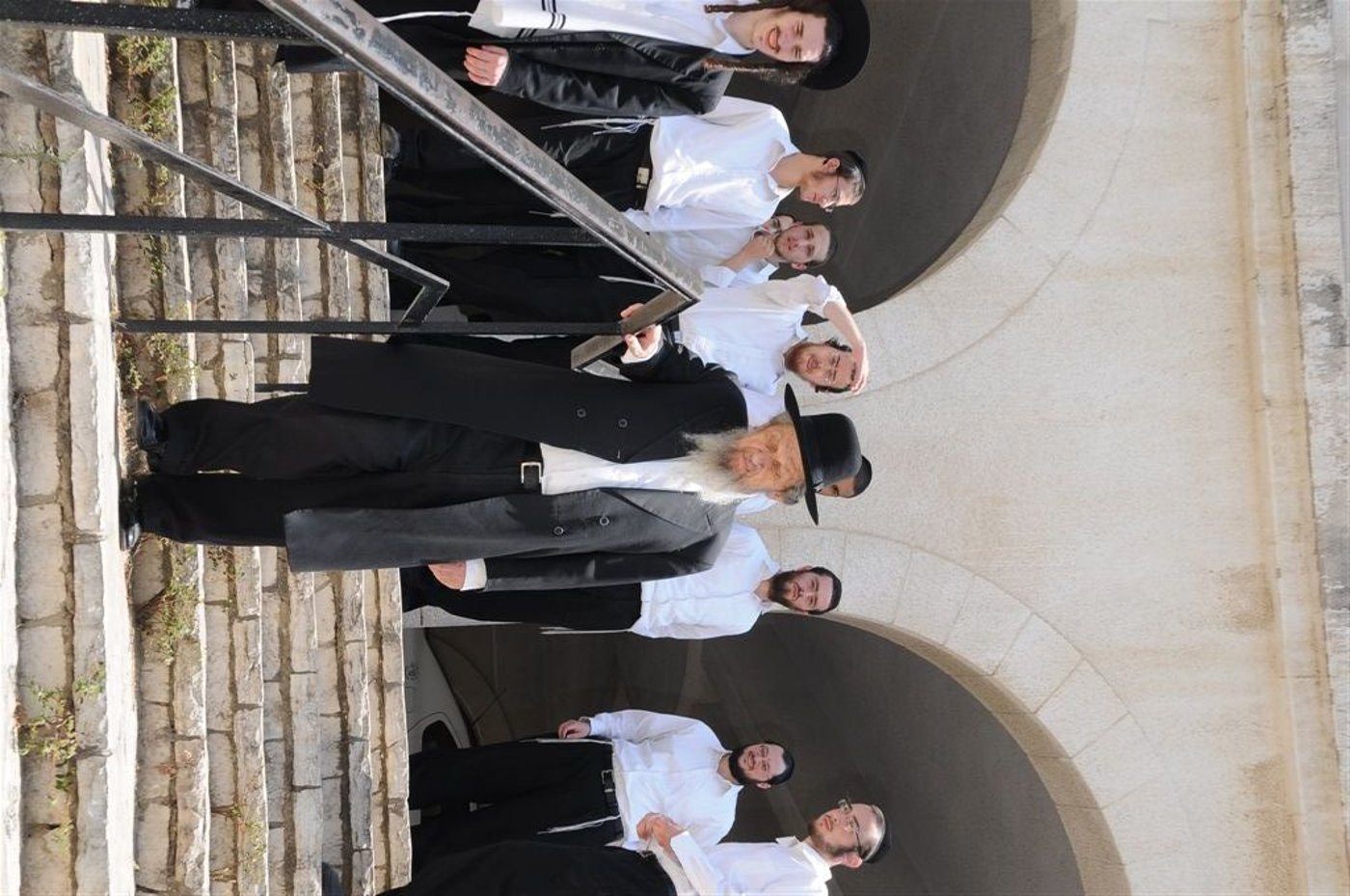 ראשי הישיבה הזמינו והאדמו"ר מצאנז ביקר בהיכל ישיבת סלבודקא