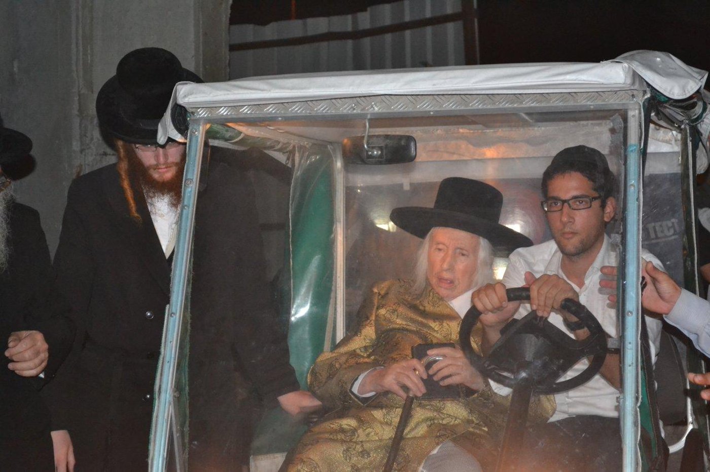 מעמד הרבבות במעמד סיום הש"ס באצטדיון טדי • גלרית ענק