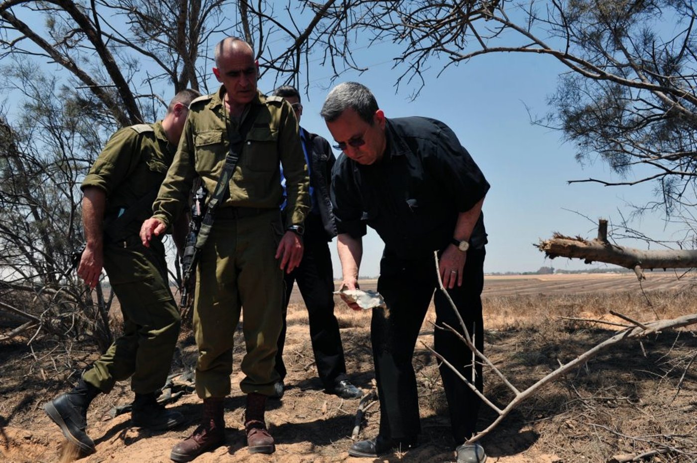 תיעוד: ראש הממשלה נתניהו ושר הביטחון ברק סיירו בזירת האירוע