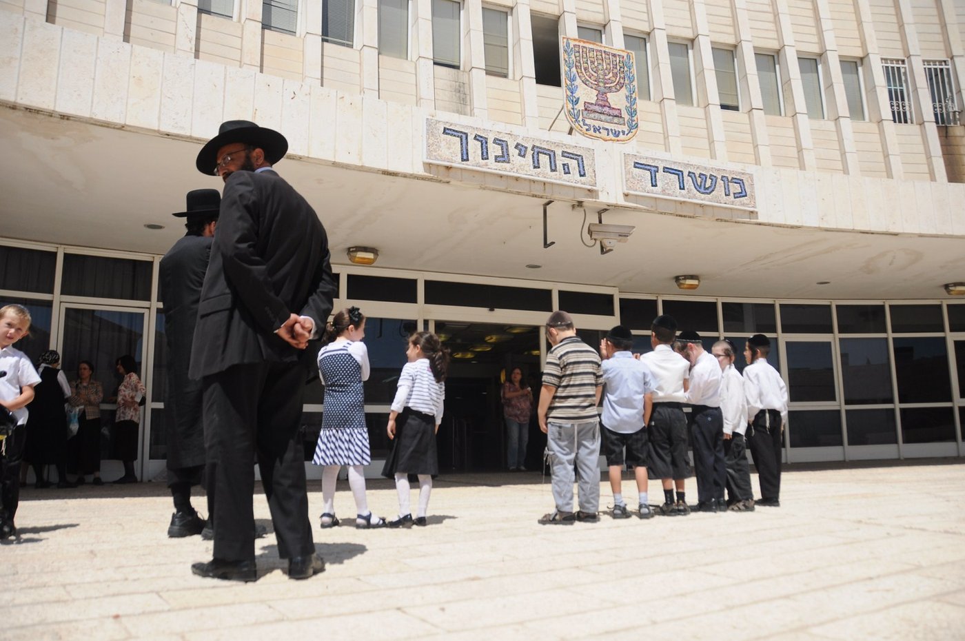 נשיא מדינת ישראל פועל לטובת אינטרס אמריקאי?