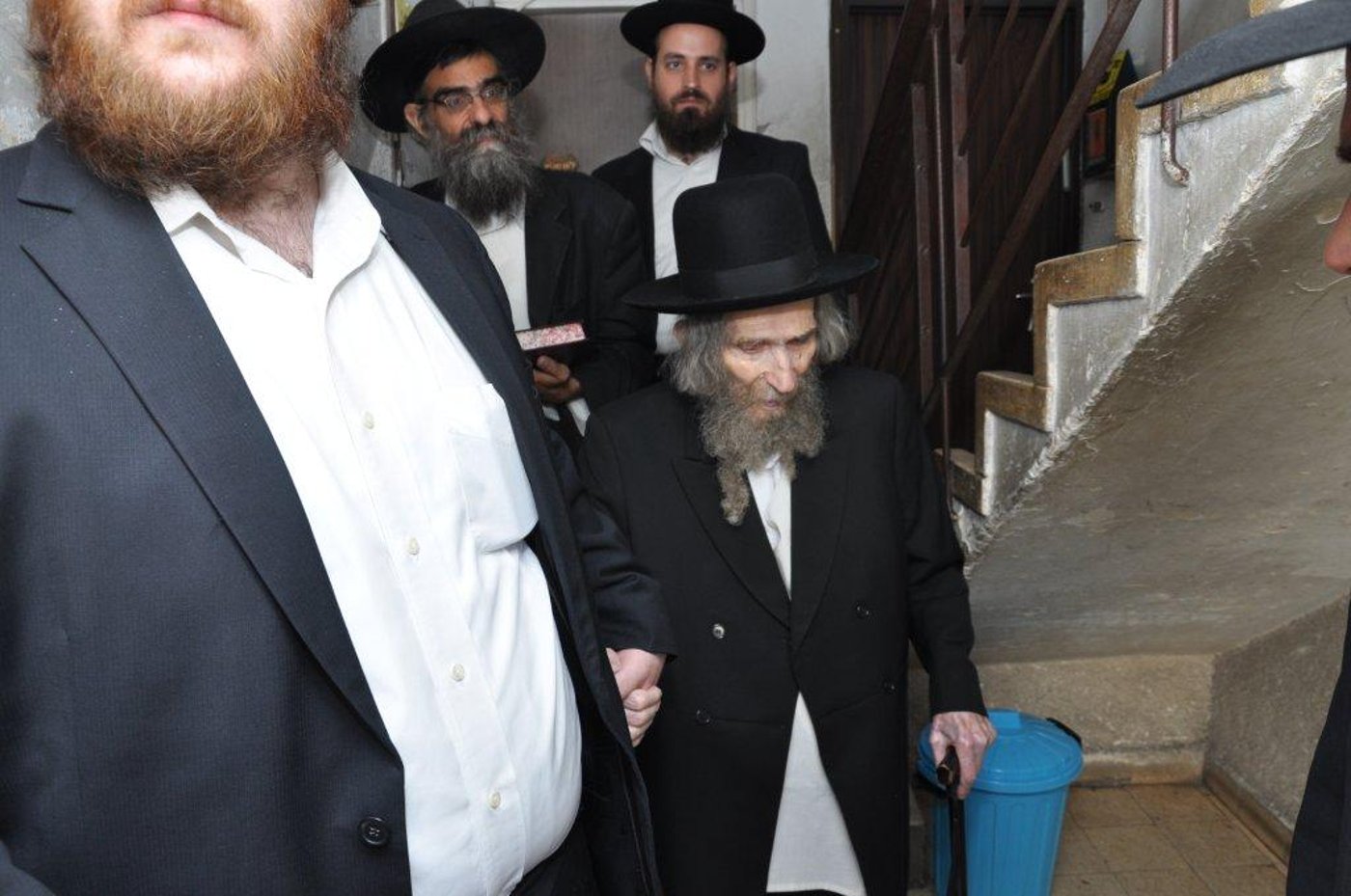 התרגשות בצרפת: הרב שטיינמן יצא למסע חיזוק