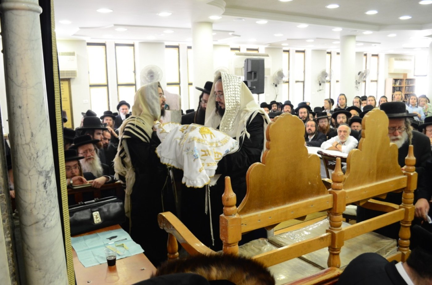 שמחת ויז'ניץ-סאטמר: צפו בגלריה