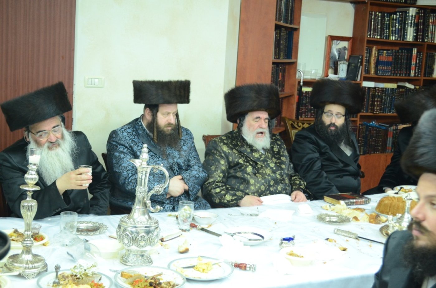 שמחת ויז'ניץ-סאטמר: צפו בגלריה