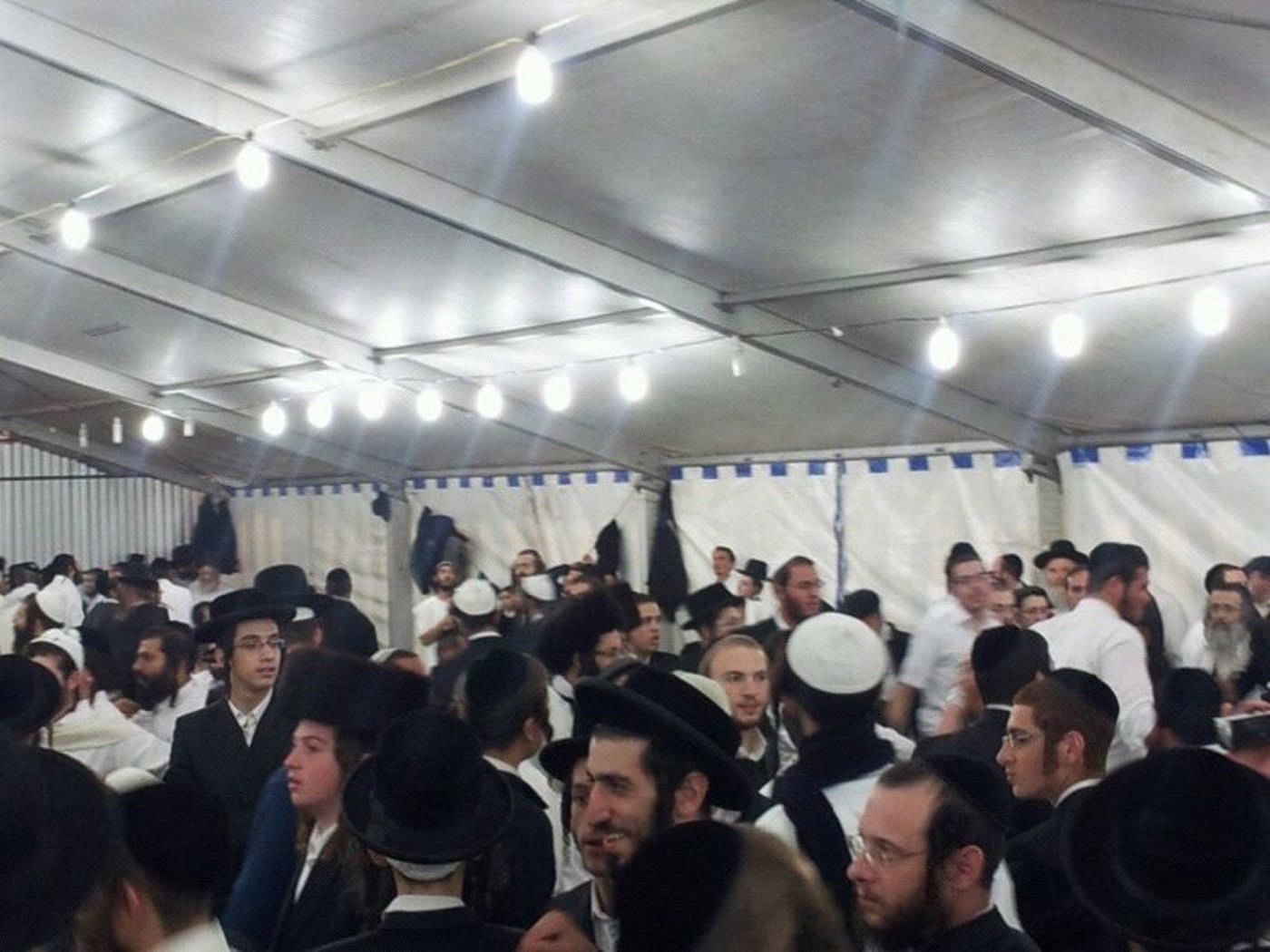 אומן: מתקשים להיפרד מרבינו