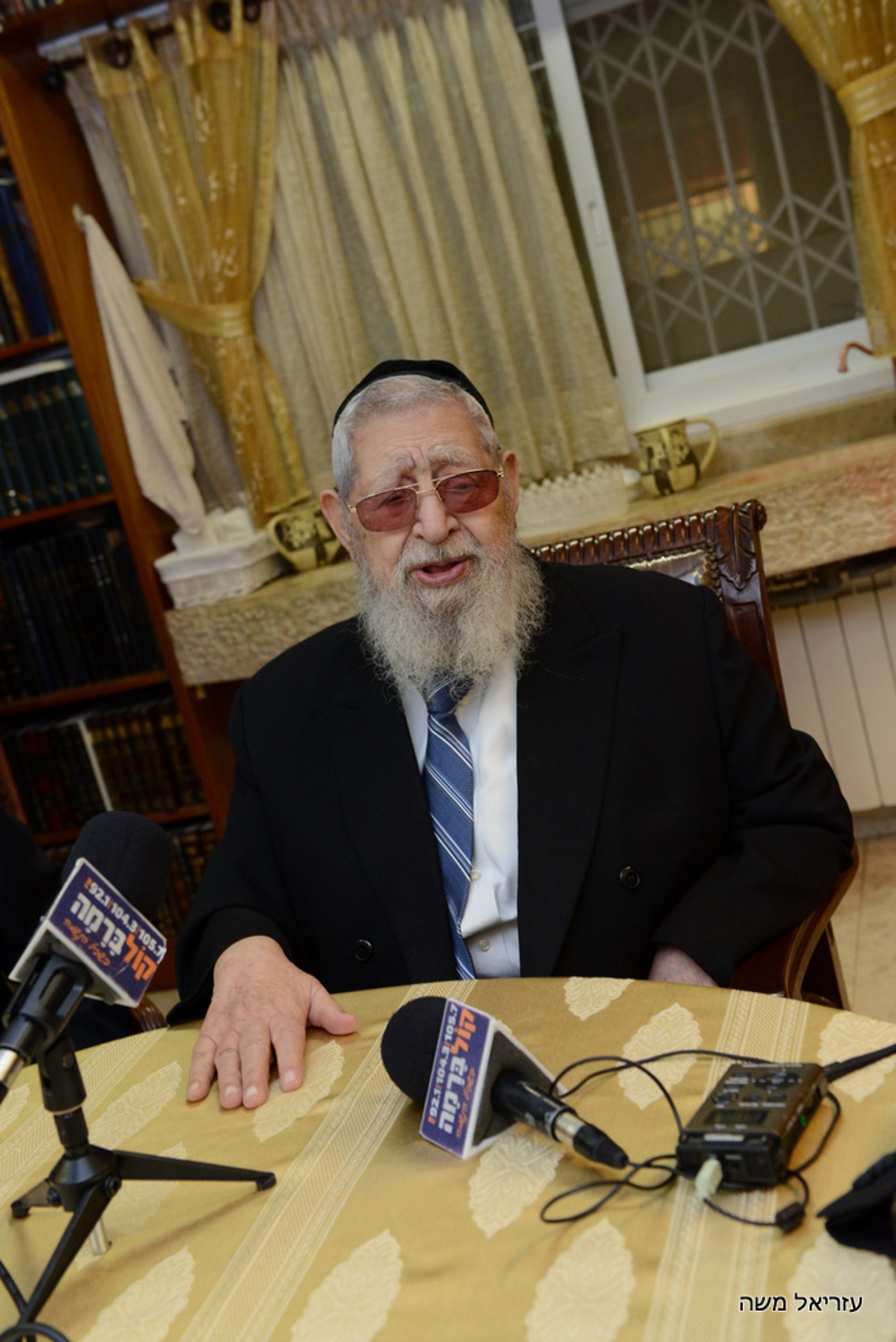 עובדי קול ברמה זכו לשנה טובה מהרב עובדיה יוסף