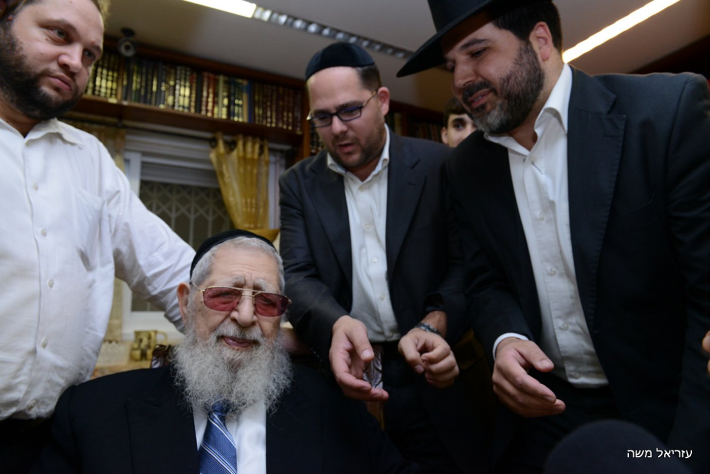 עובדי קול ברמה זכו לשנה טובה מהרב עובדיה יוסף