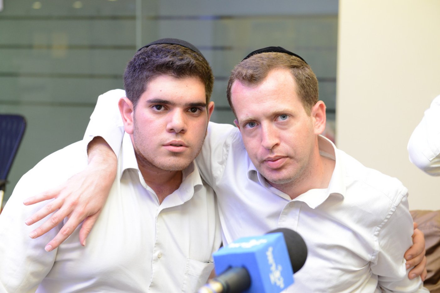 לקראת אלבומו החדש: יניב בן משיח שר ל'כיכר השבת'