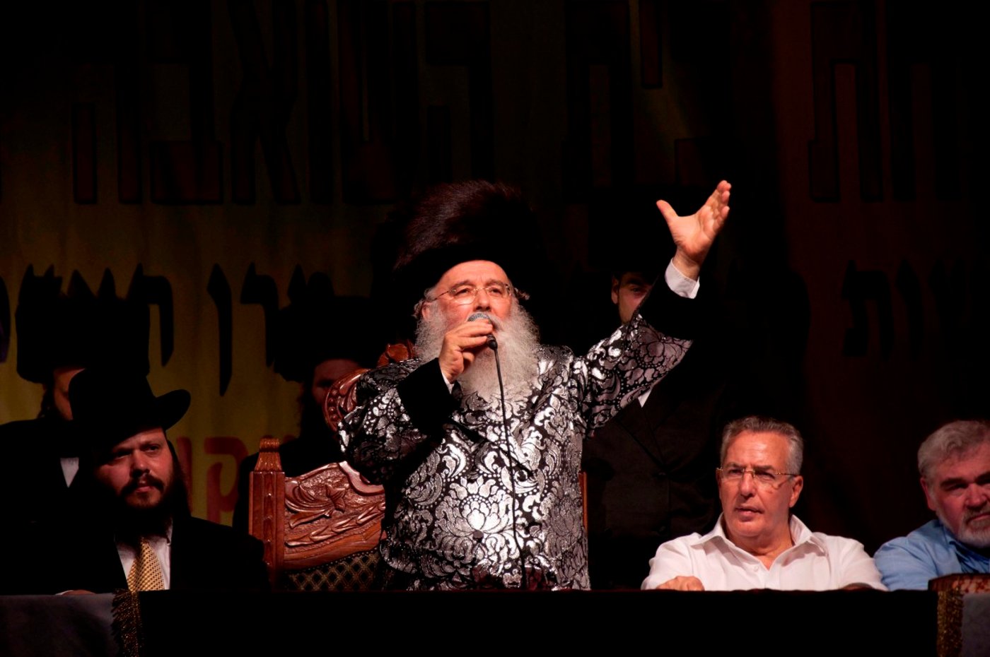 30 אלף איש השתתפו בשמחת בית השואבה של חסידות מישקולץ