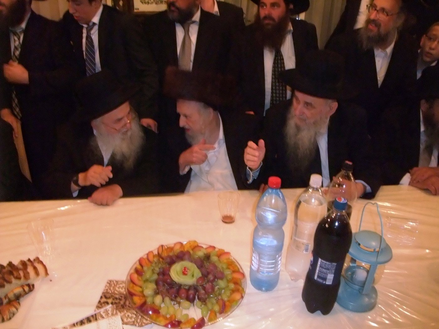 ראשי ישיבות בסוכת הרב שמואל אויערבך ● תיעוד