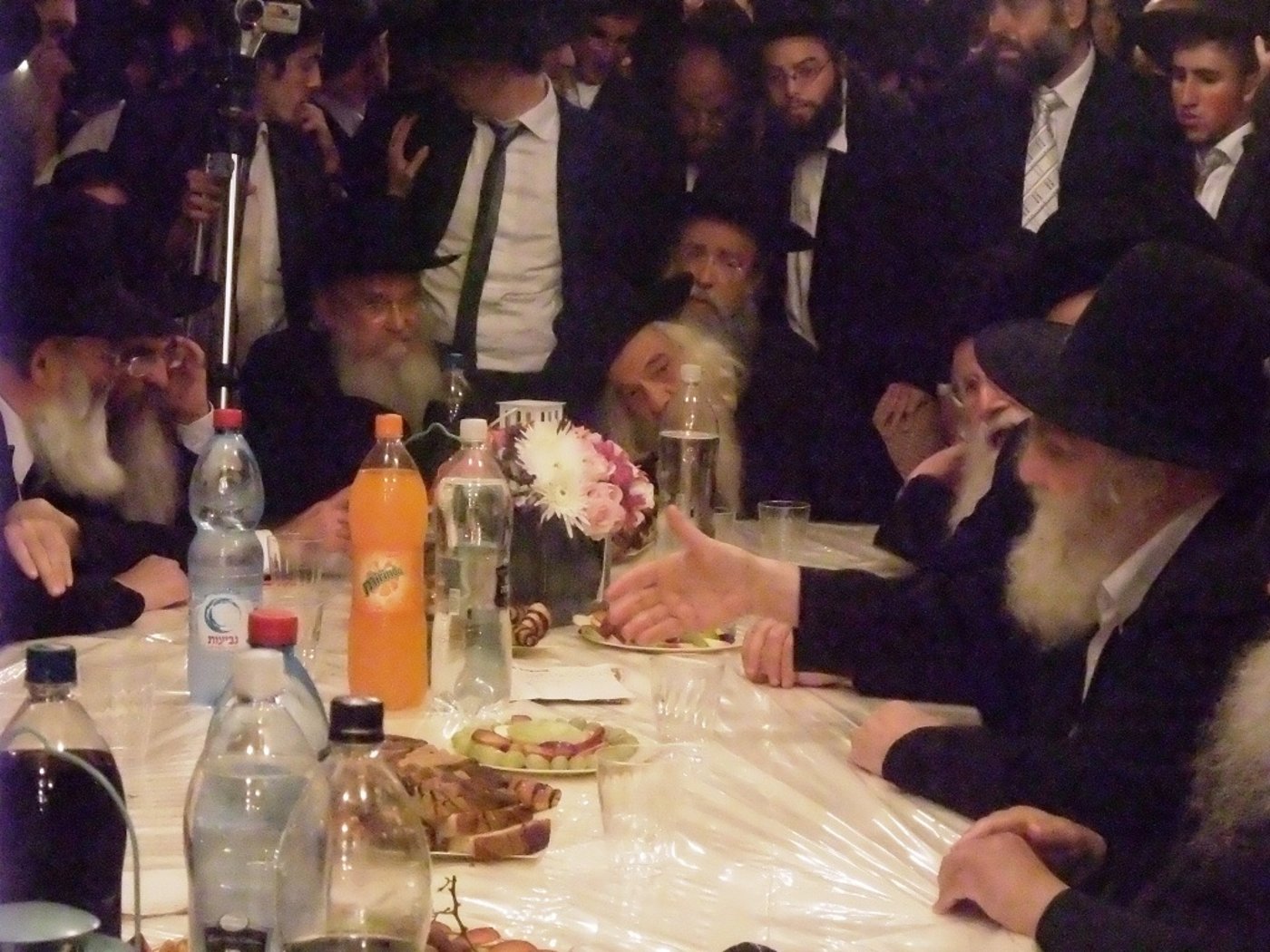 ראשי ישיבות בסוכת הרב שמואל אויערבך ● תיעוד