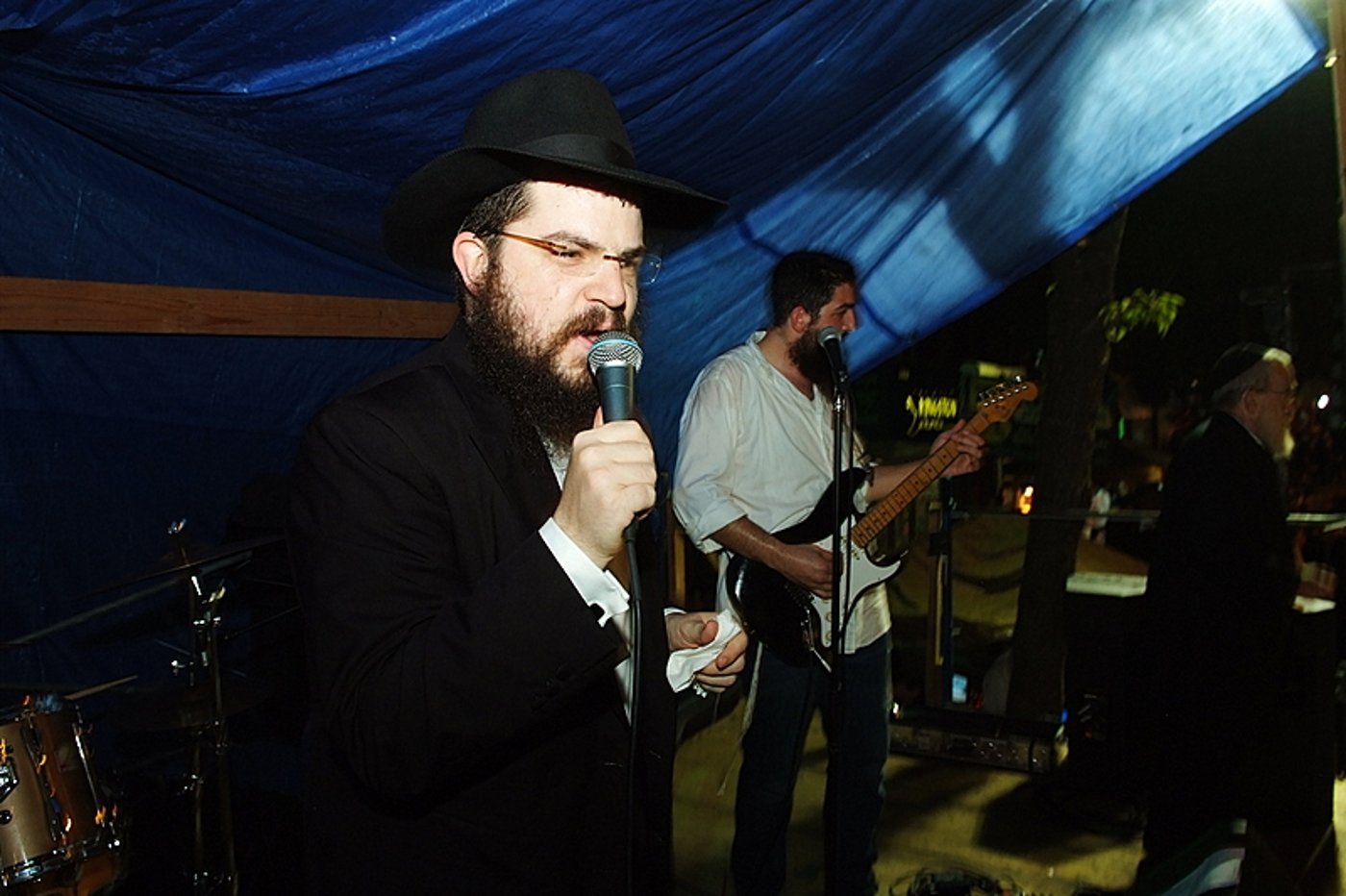 שמחת בית השואבה בניו-יורק: מראות שלא תראו בשום מקום אחר