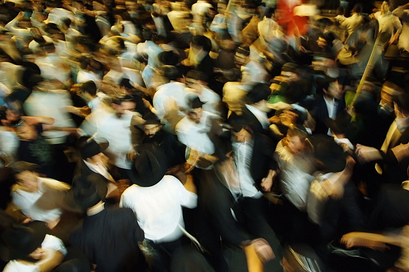 שמחת בית השואבה בניו-יורק: מראות שלא תראו בשום מקום אחר