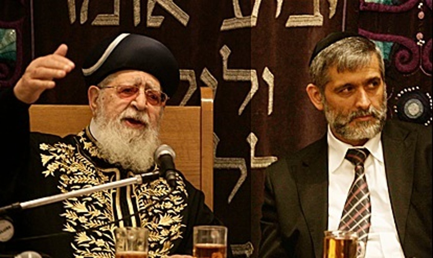 הרב עובדיה עם אלי ישי. יודח?