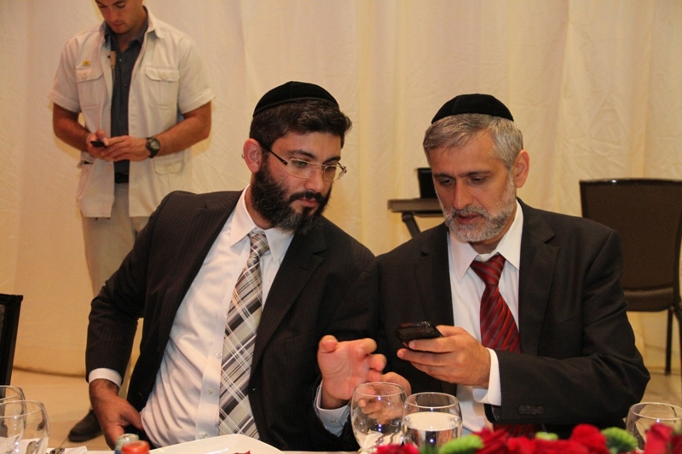בצל המתח: השר ישי פגש את פעילי ש"ס במועצות האיזוריות