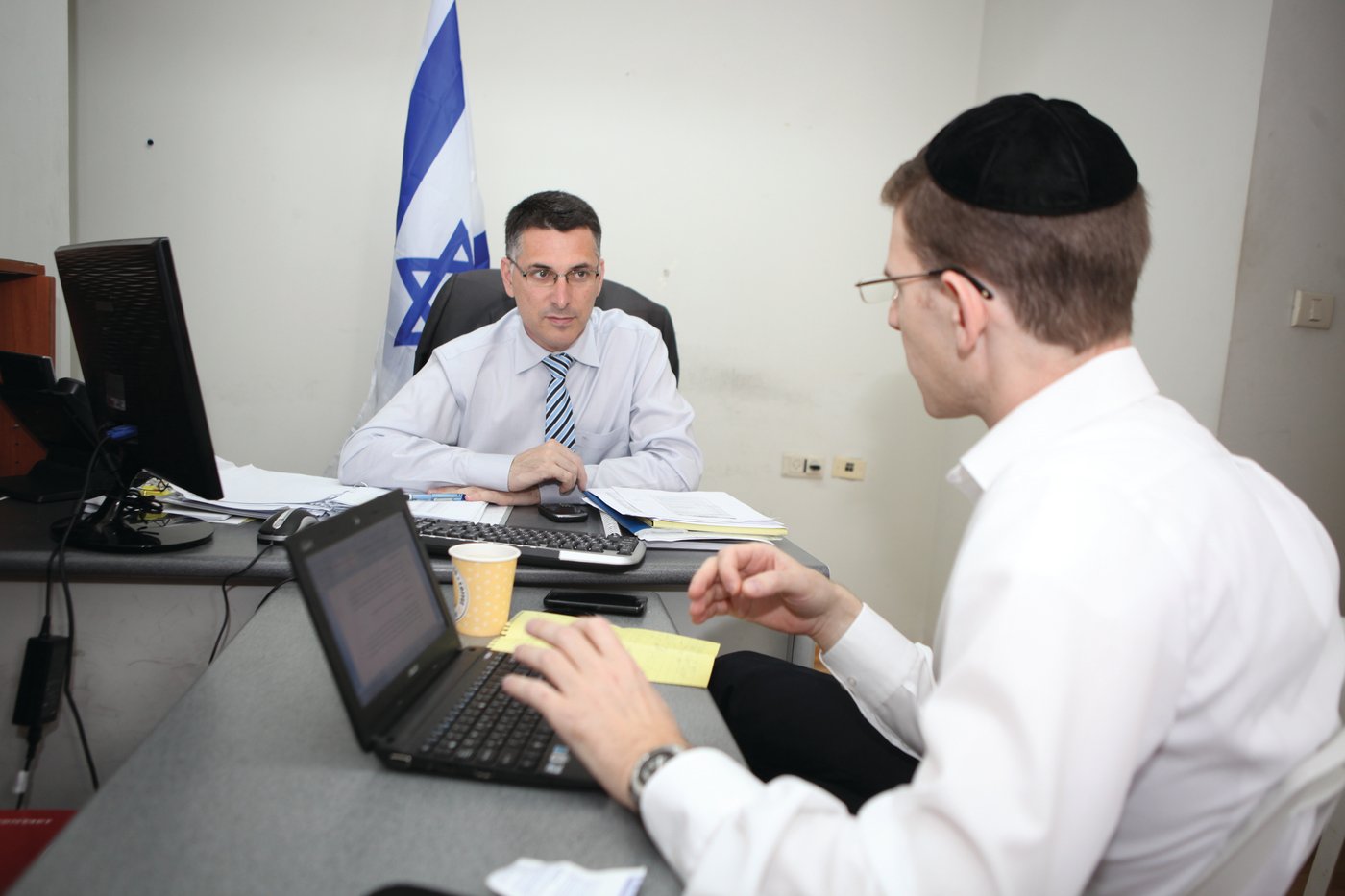 ,,גדעון סער בראיון לאבי בלום
