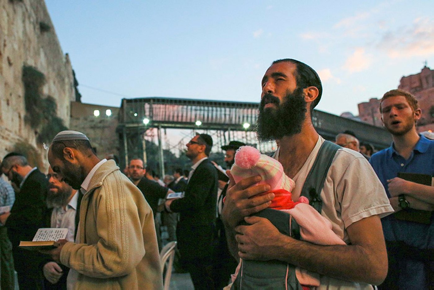 הרב עמאר זעק בדמעות: "אנחנו בוטחים בהשם"