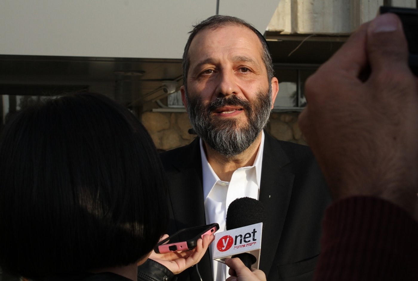 אריה דרעי ביקר בדרום, ונאלץ לתפוס מחסה