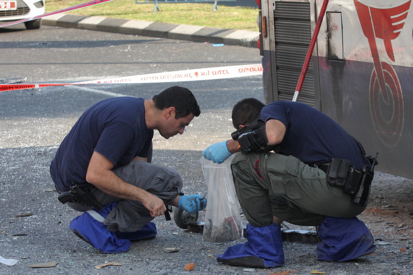 תיעוד: זירת הפיגוע בתל אביב