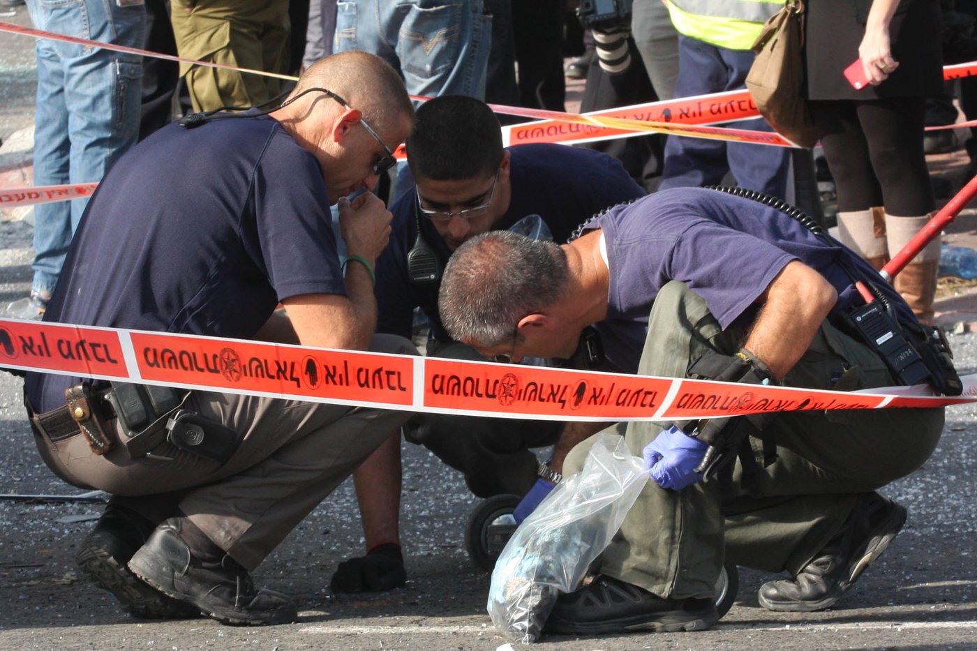 תיעוד: זירת הפיגוע בתל אביב