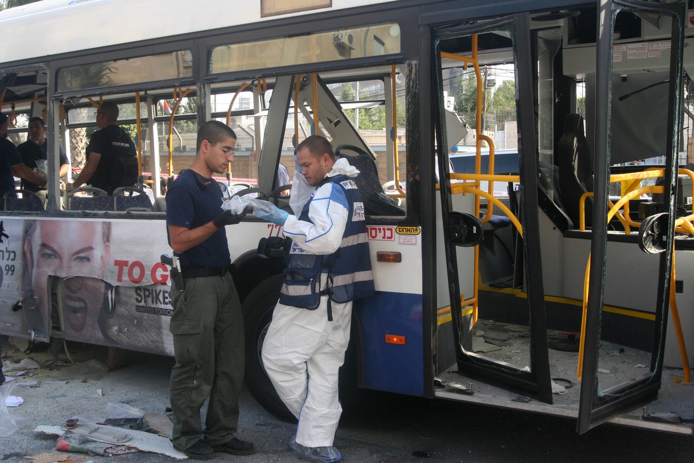 תיעוד: זירת הפיגוע בתל אביב
