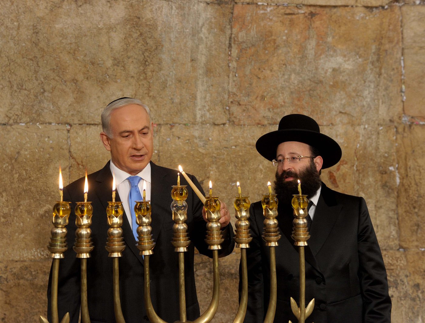 ,נתניהו, בהדלקה