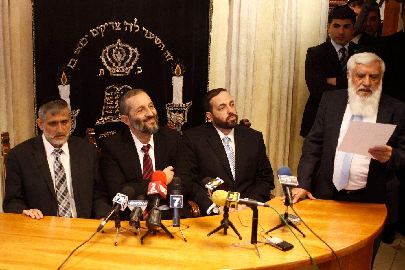 פנחסי עם בכירי ש"ס