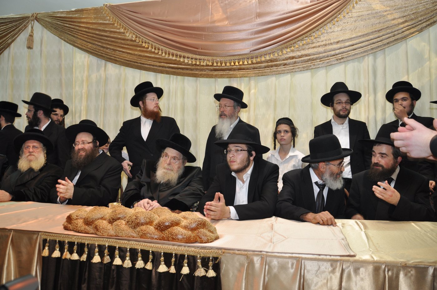 מראות חייו של האדמו"ר מסאדיגורא זצ"ל • גלריה