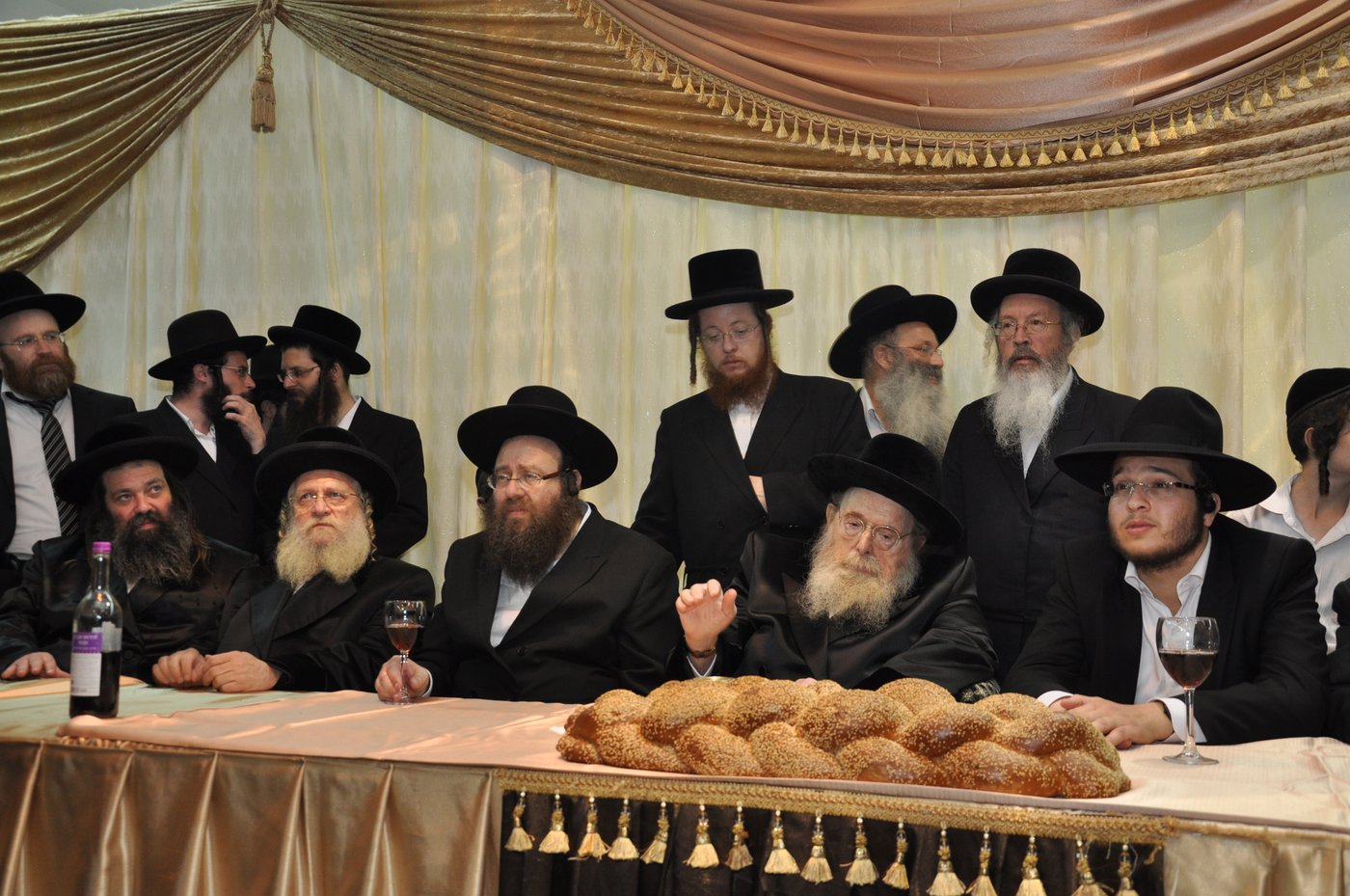 מראות חייו של האדמו"ר מסאדיגורא זצ"ל • גלריה