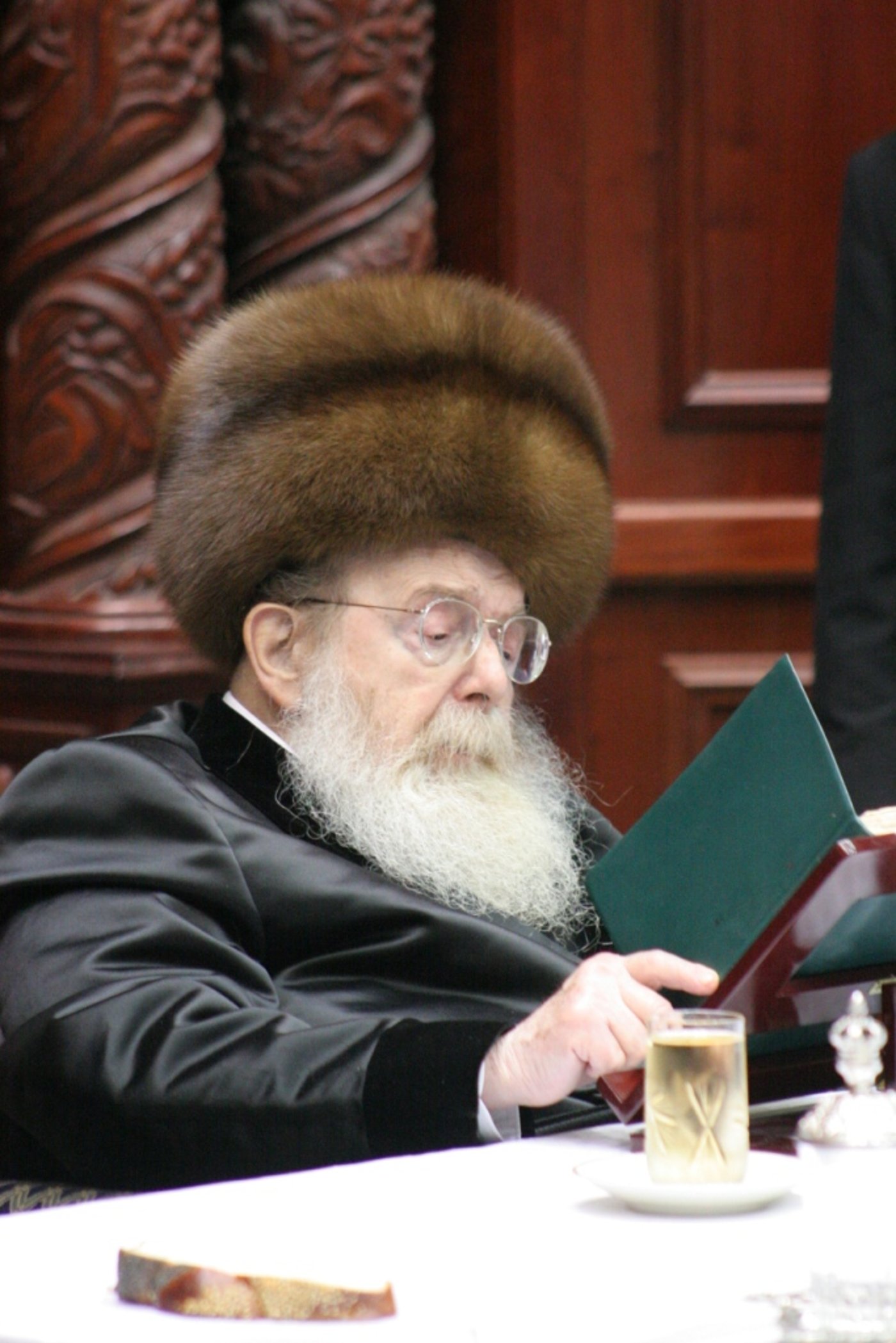 מראות חייו של האדמו"ר מסאדיגורא זצ"ל • גלריה