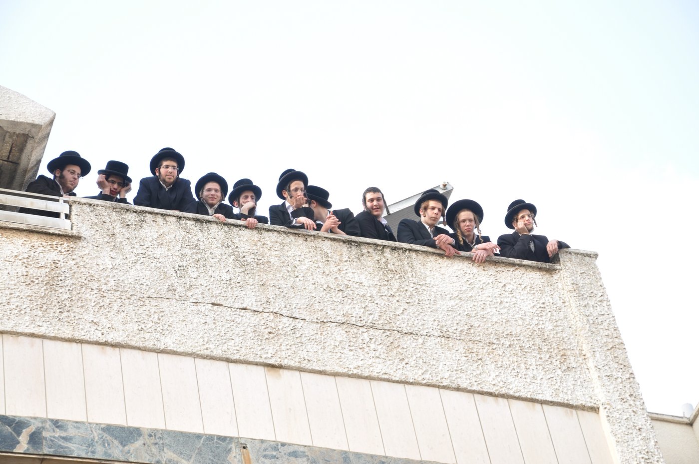 רבבות במסע ההלוויה של כ"ק האדמו"ר מסדיגורא