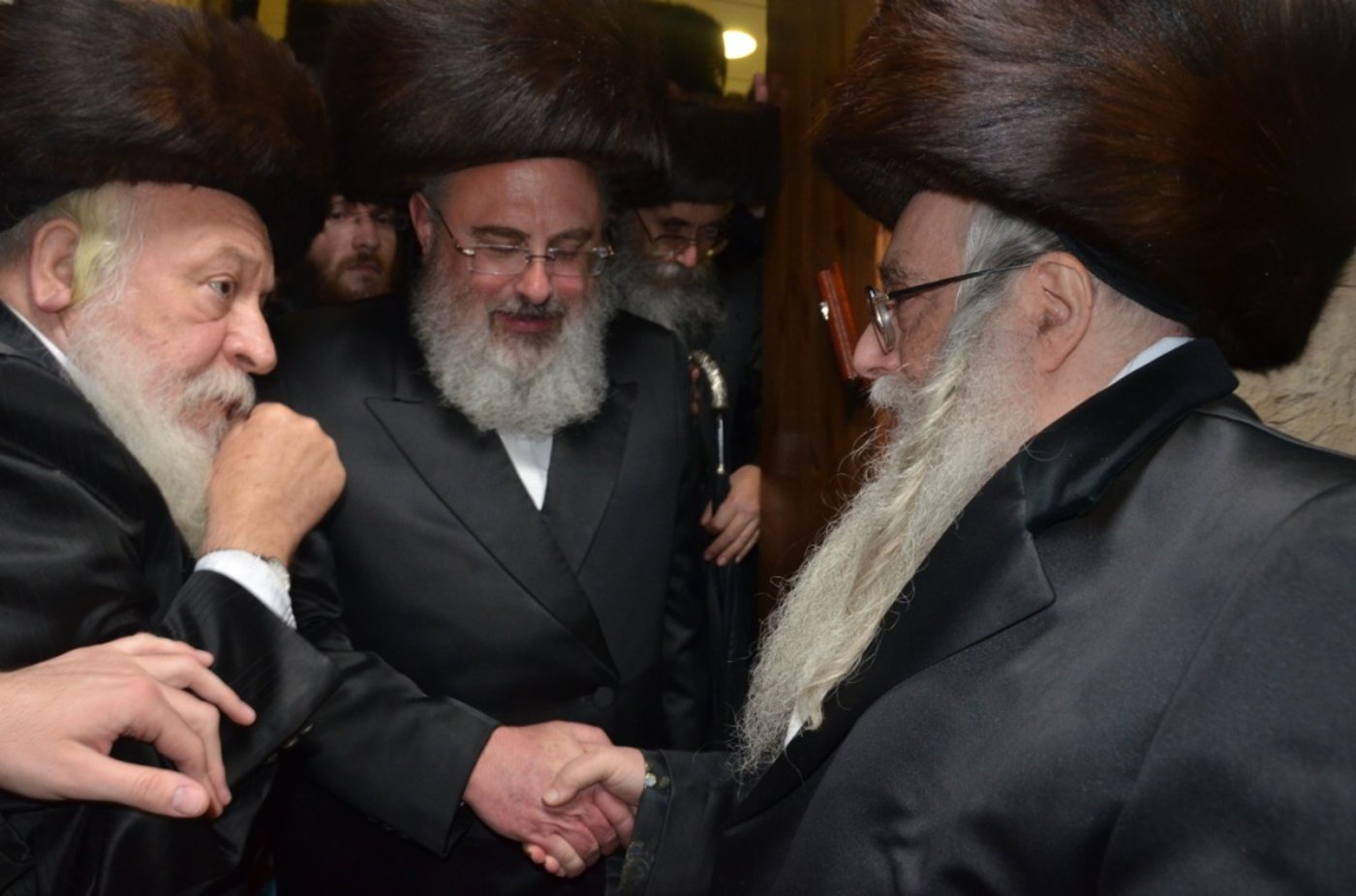 צאנז: שבע ברכות ודינר לרגל חנוכת הבנין החדש